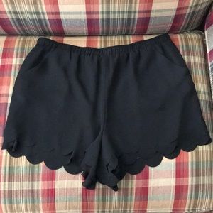 EUC scalloped shorts